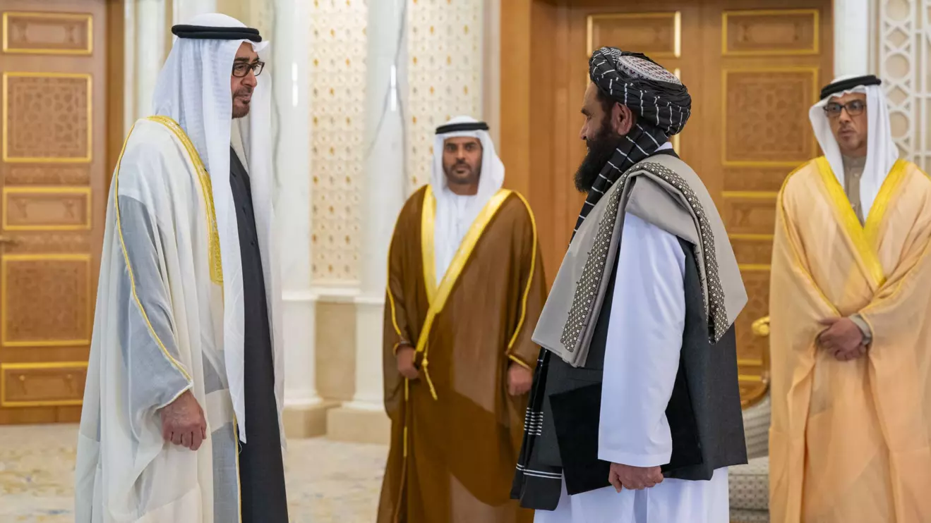 Sheikh Mohamed bin Zayed Al Nahyan and Badruddin Maulana © WAM