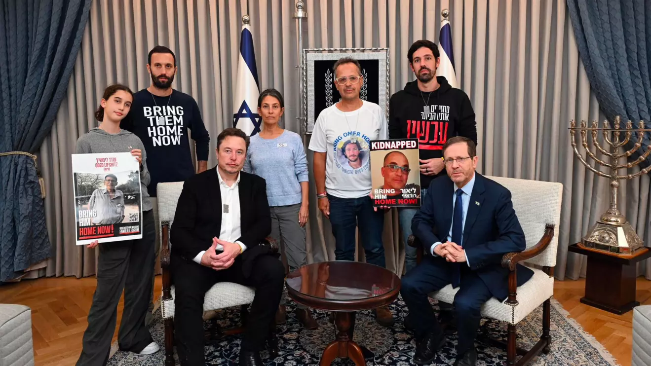 Elon Musk with Israeli President, Isaac Herzog, on Monday in Jerusalem 