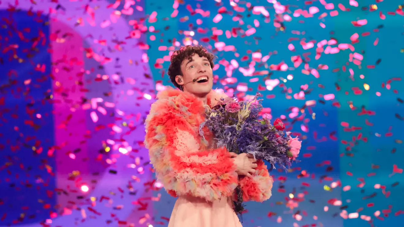 Nemo representing Switzerland reacts while holding flowers after winning during the Grand Final of the 2024 Eurovision Song Contest, in Malmo, Sweden, May 11, 2024. Reuters/Leonhard Foeger