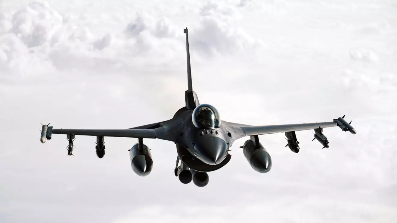 An F-16 fighter jet © Mena Today 
