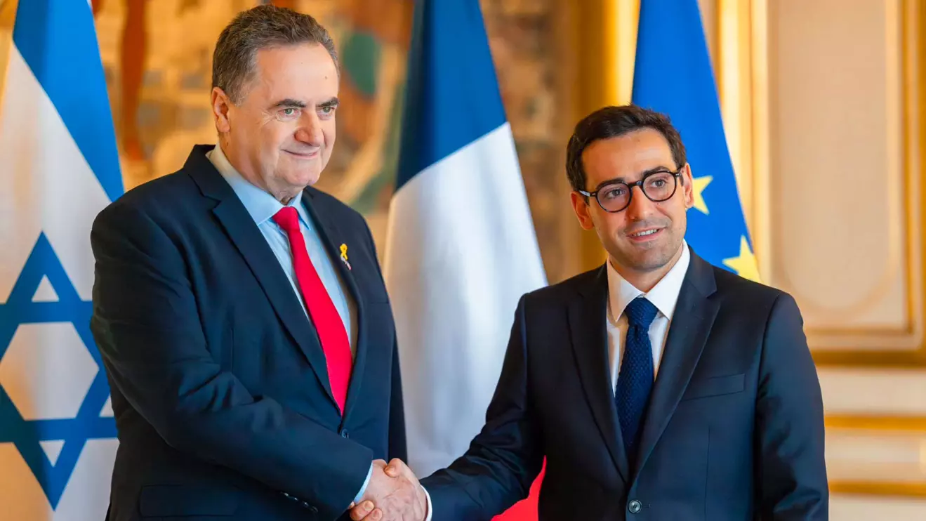 Israel Katz, the Israeli Minister of Foreign Affairs, and Stephane Sejourne on Wednesday in Paris © X
