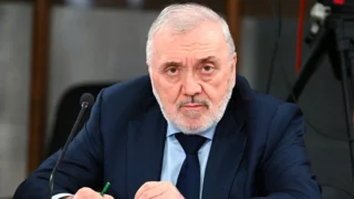 Russia charges ex-deputy defence minister with corruption