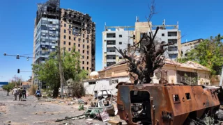 Khartoum struggles as displaced Sudanese come home