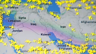 Airlines suspend Middle East flights