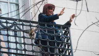 Brazil's Lula approved to visit Kirchner under house arrest, media reports