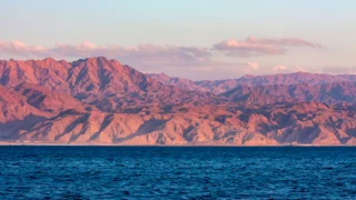 Houthis join the fight: Red Sea blockade back, missiles aimed at Tel Aviv
