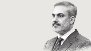 Turkey's Foreign Minister defends Iran's finest democrats