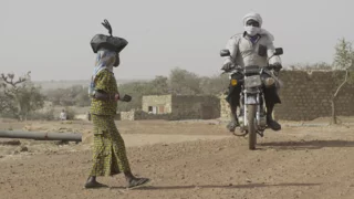 France urges citizens to leave Mali 'as soon as possible' amid security risks