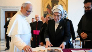 Pope Leo tells Turkish first lady he might visit Turkey in November, presidency says