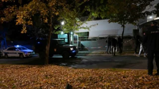 Serbian police officer shoots knifeman at Israeli embassy