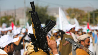 Houthi leader threatens to attack US warships if Washington targets Yemen