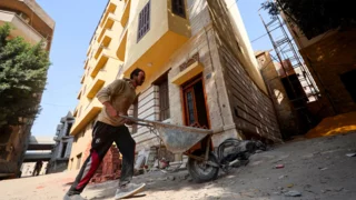 Restorers dismantle and reconstruct a historic Cairo neighbourhood