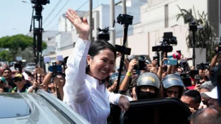 Peru extends voting as conservative Fujimori edges ahead in presidential race