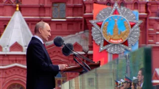 Putin attends scaled-back WW2 victory parade as worries deepen over Ukraine war
