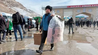 Iranians arrive in Turkey through border gate as crackdown persists