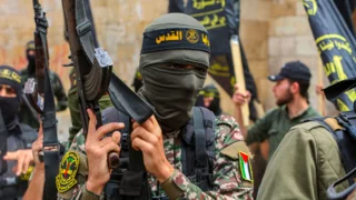 Trump says it's difficult to deal with Hamas, talking about plans with Netanyahu