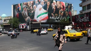 Fresh US attacks cloud hopes for quick Iran deal