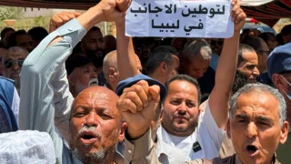 Protesters shut access to UN refugee office in Libya