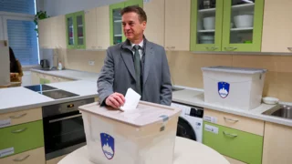 Slovenians vote in close race between ruling liberals and populist right