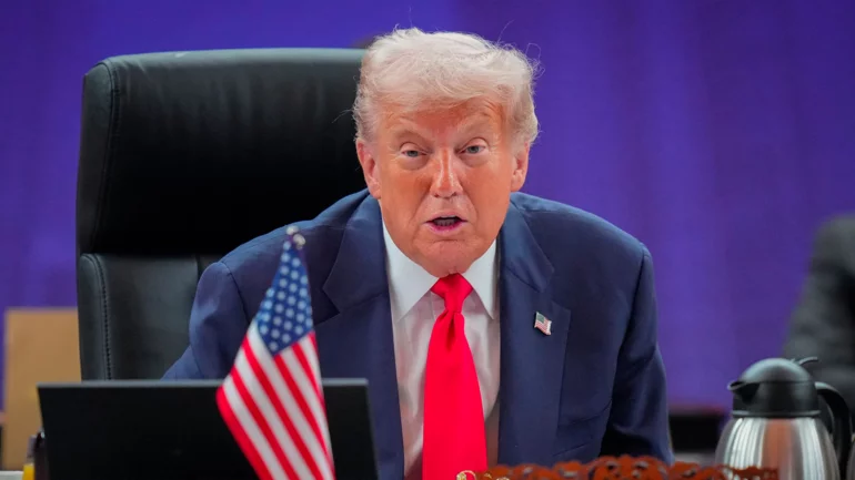 Trump confident of deal after "successful" US-China talks in Malaysia