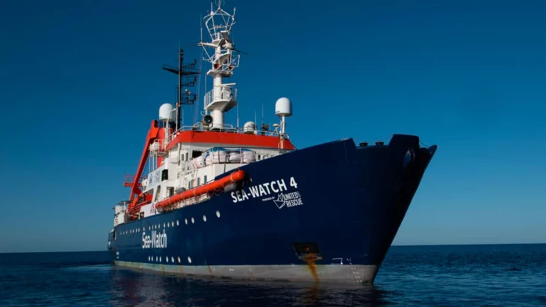 Two dead, six missing in Tunisia migrant shipwreck