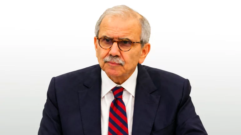 France eyes role in Lebanon, prospects look slim