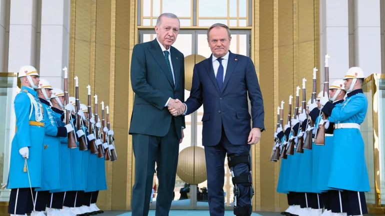 Polish PM urges Turkey to play key role in Ukraine peace process