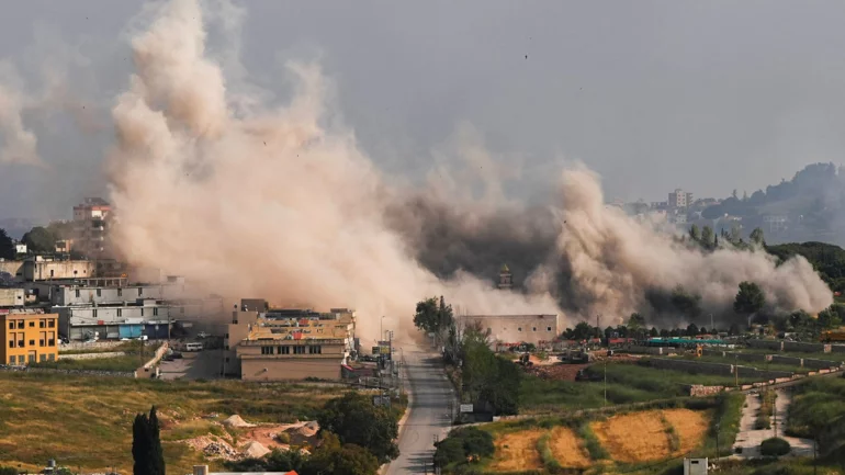 Israeli forces push deeper into South Lebanon