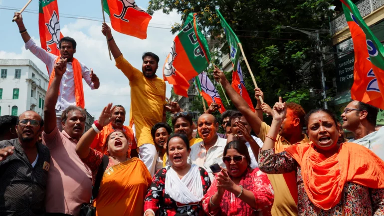 Modi's party set to gain big in Indian state elections