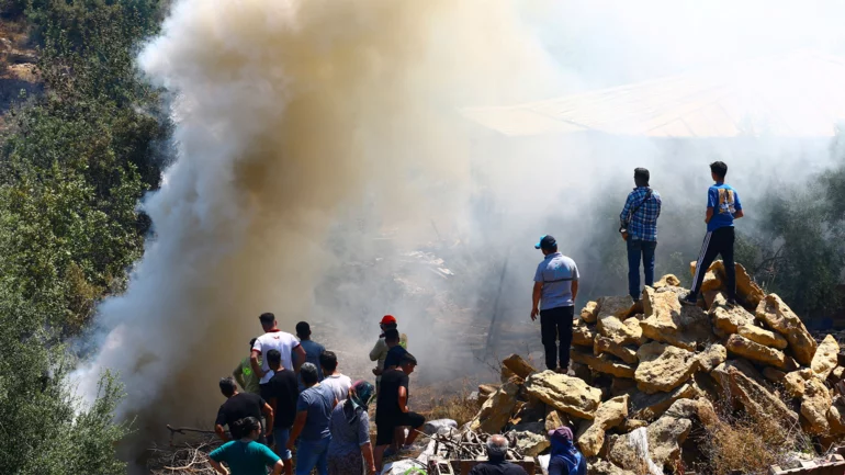 Turkey evacuates thousands as firefighters battle wildfires