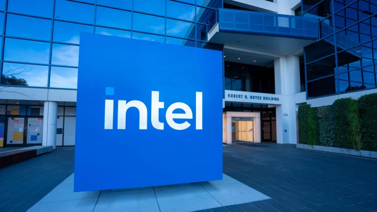 Intel puts $15 billion Israel plant expansion on hold amid unspecified concern