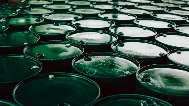 Exports from Libya's Hariga oil port stop as crude supply dries up, say engineers