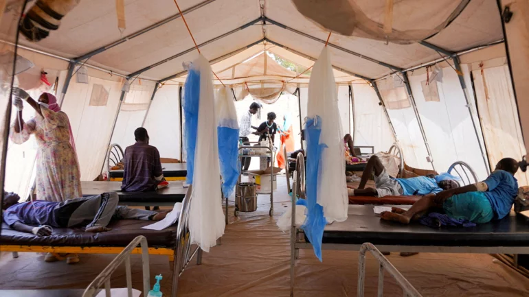 Tens of thousands of displaced people missing in Sudan's Darfur, UN says