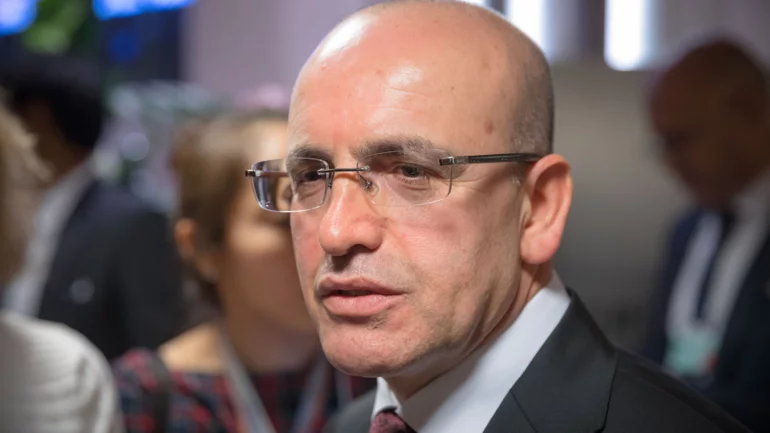 Simsek seeks to calm investors amid market pressures, sources say