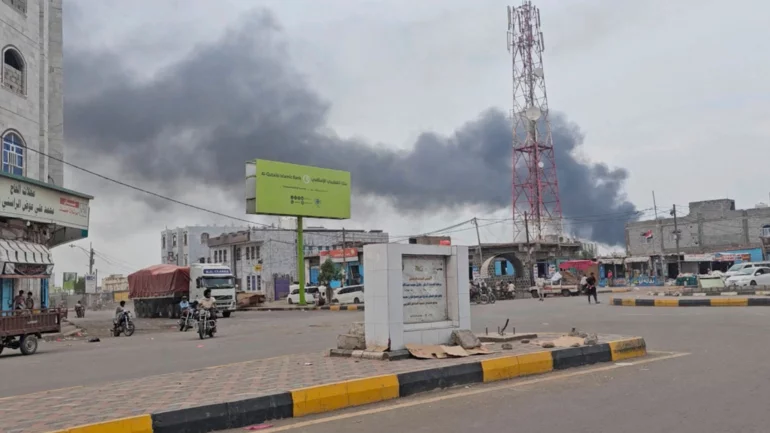 Houthi assaults bring Yemen's Mocha port to a standstill