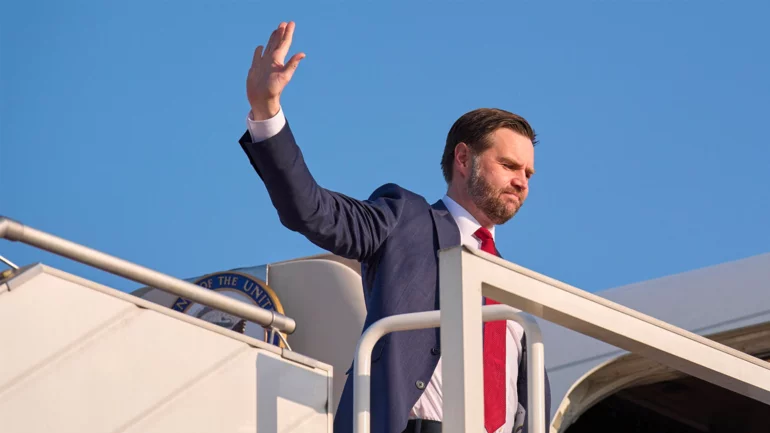 Vance still in U.S. ahead of planned Iran talks