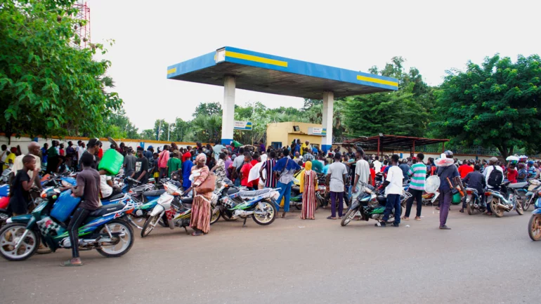 Mali suspends schools over fuel crisis, strikes deal with Russia for petroleum products