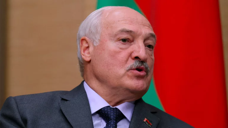 Belarus president Lukashenko frees 15 more prisoners in wake of US talks