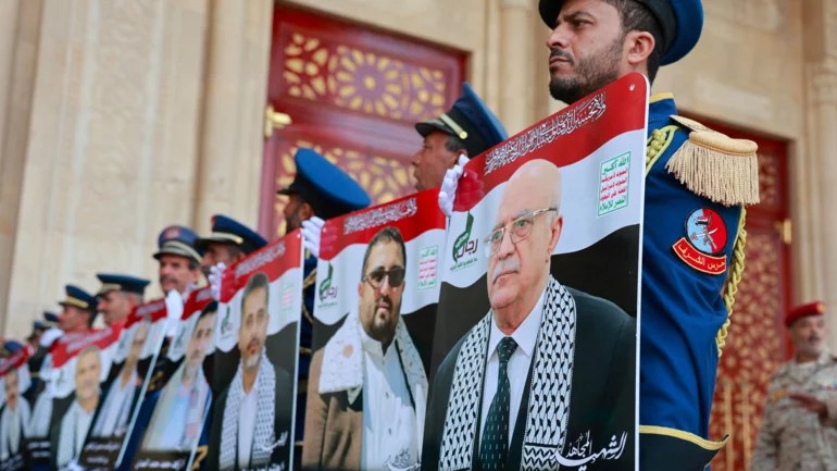 Thousands attend funeral of Houthi leaders killed by Israeli strike, vow revenge