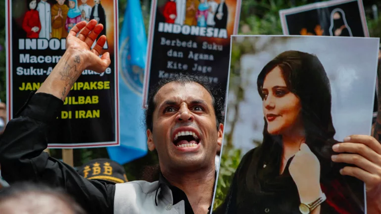 Mahsa Amini's death in Iran custody was 'unlawful', says UN mission