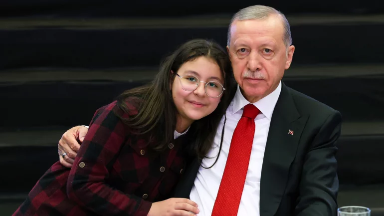 Despite opposition's urban victories, Erdogan's AKP holds tight control