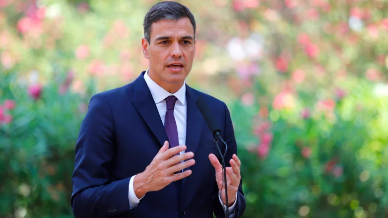 Spaniards oppose Sánchez’s Palestinian State recognition