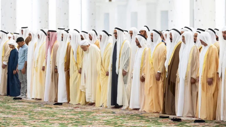 President Sheikh Mohamed leads Eid prayers and congratulates Muslims