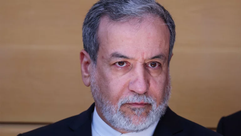 Iran does not want conflict with Israel to expand but will defend itself, foreign minister says