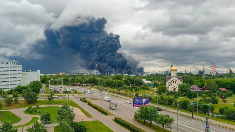 Ukraine brings the war to Moscow as huge blasts shake refinery
