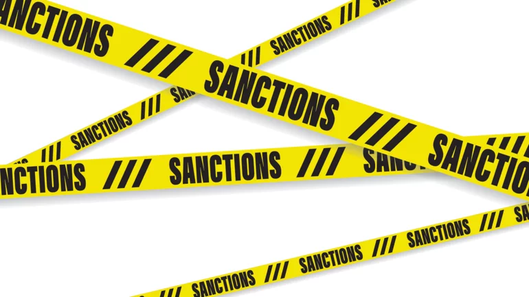 Iran says reimposing UN sanctions would complicate nuclear standoff
