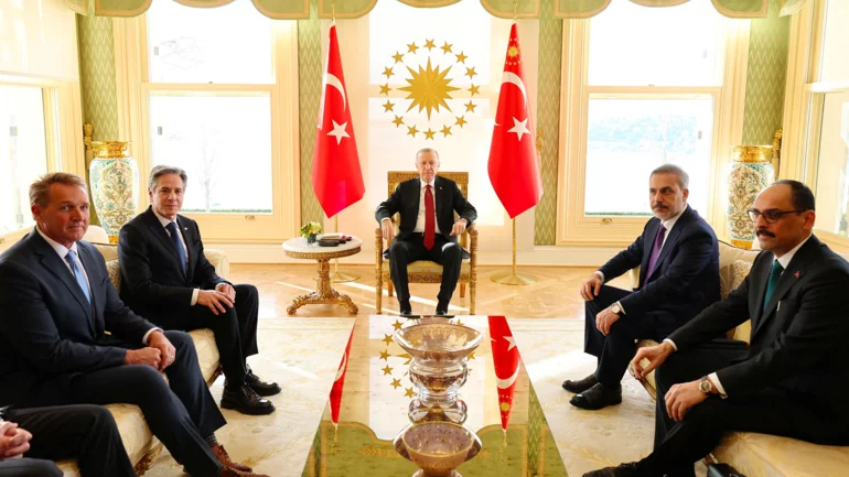 Blinken meets Turkey's Erdogan as Gaza diplomacy tour begins
