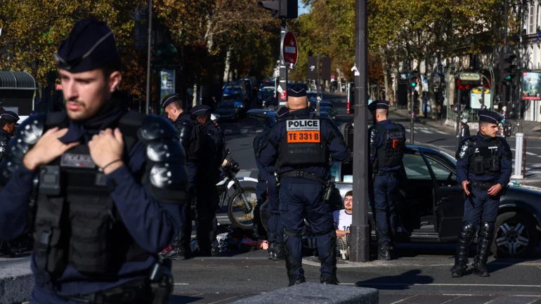 France braces for fresh unrest, government vows tough response