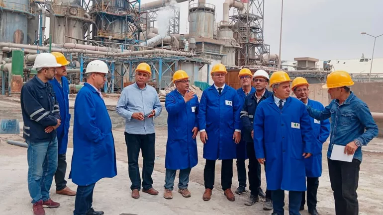 Tunisian protesters storm chemicals complex over health fears