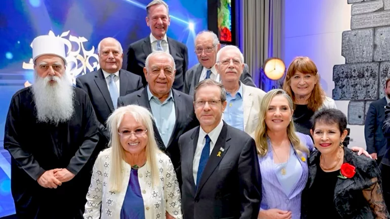 A night of substance in a world of noise